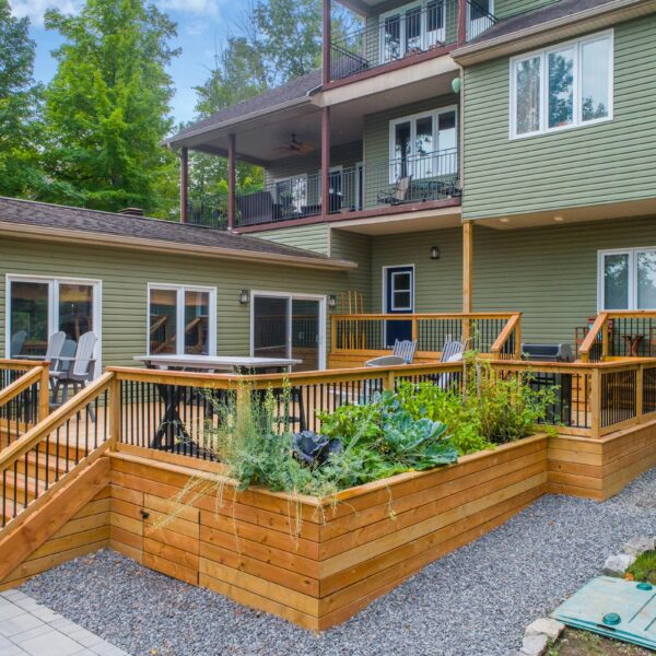 cedar deck with staircase